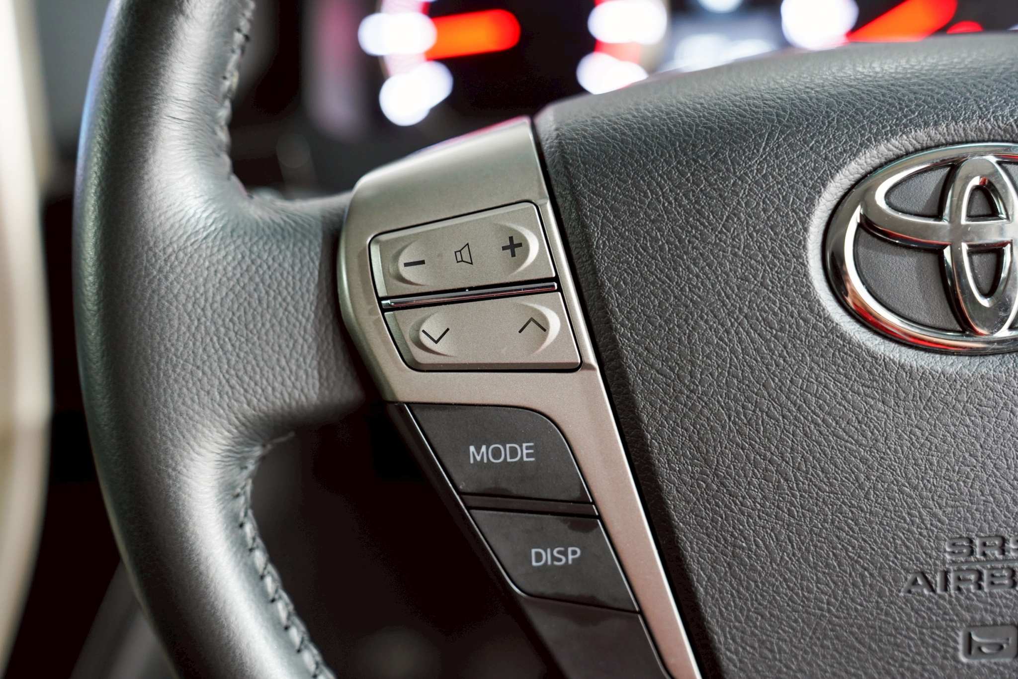 2014 TOYOTA VELLFIRE 2.4 V AT