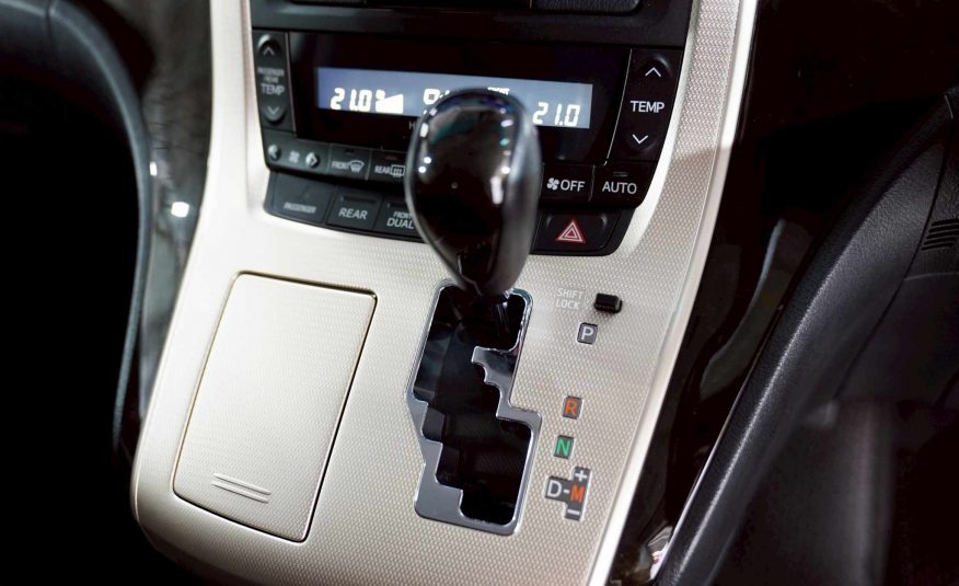 2014 TOYOTA VELLFIRE 2.4 V AT