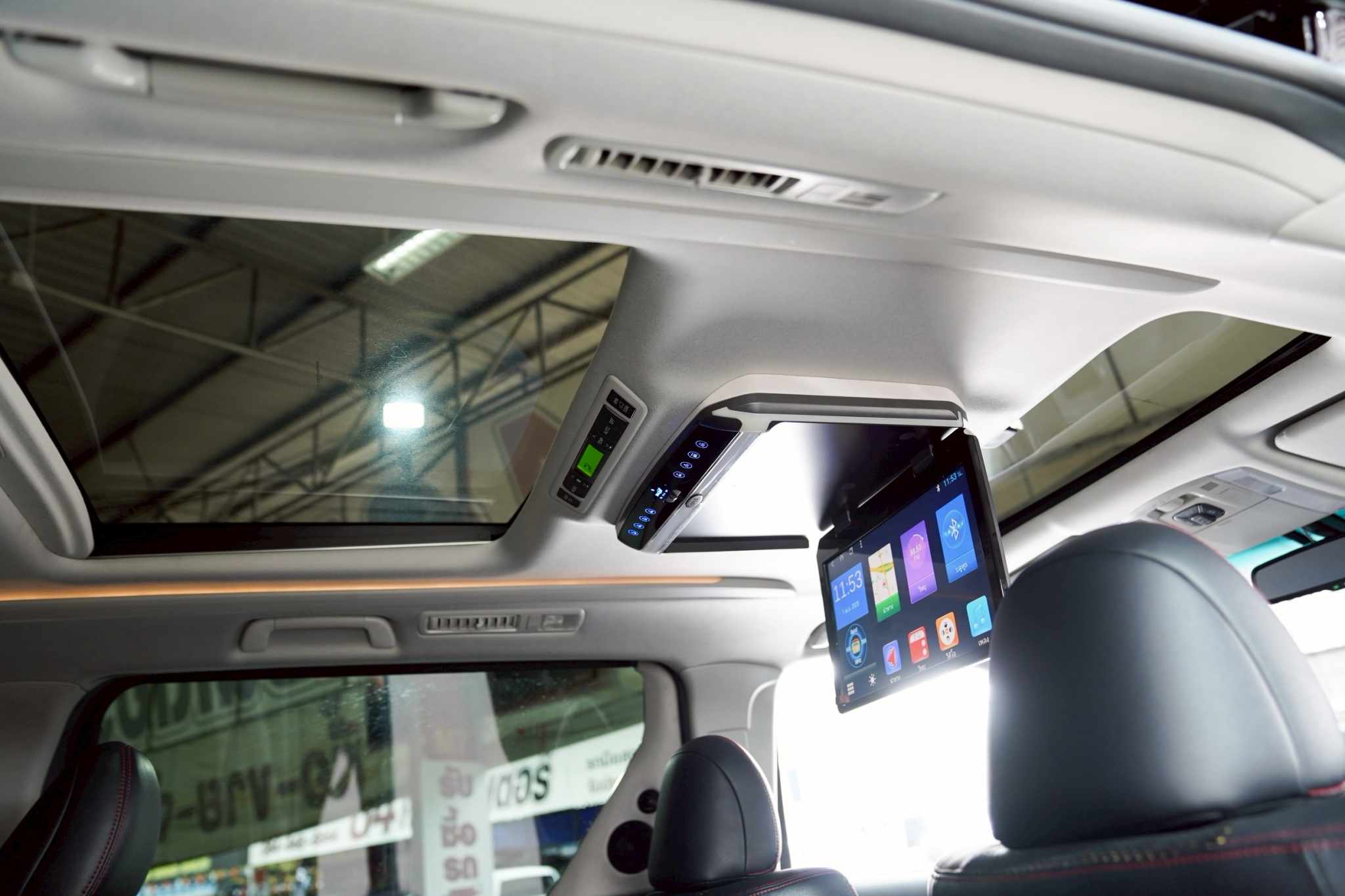 2014 TOYOTA VELLFIRE 2.4 V AT