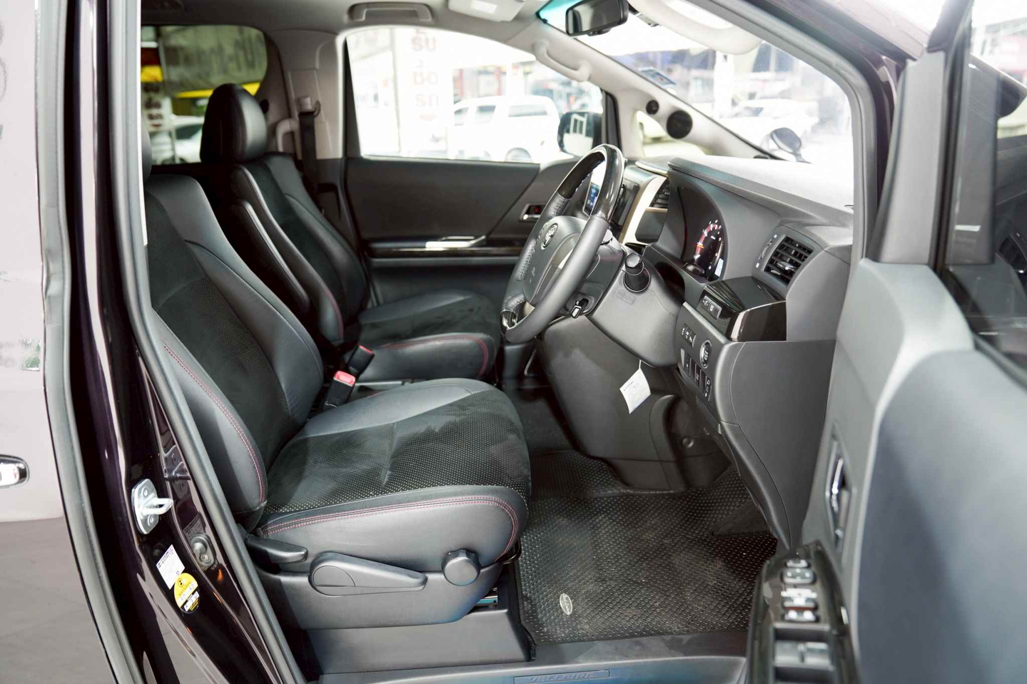 2014 TOYOTA VELLFIRE 2.4 V AT