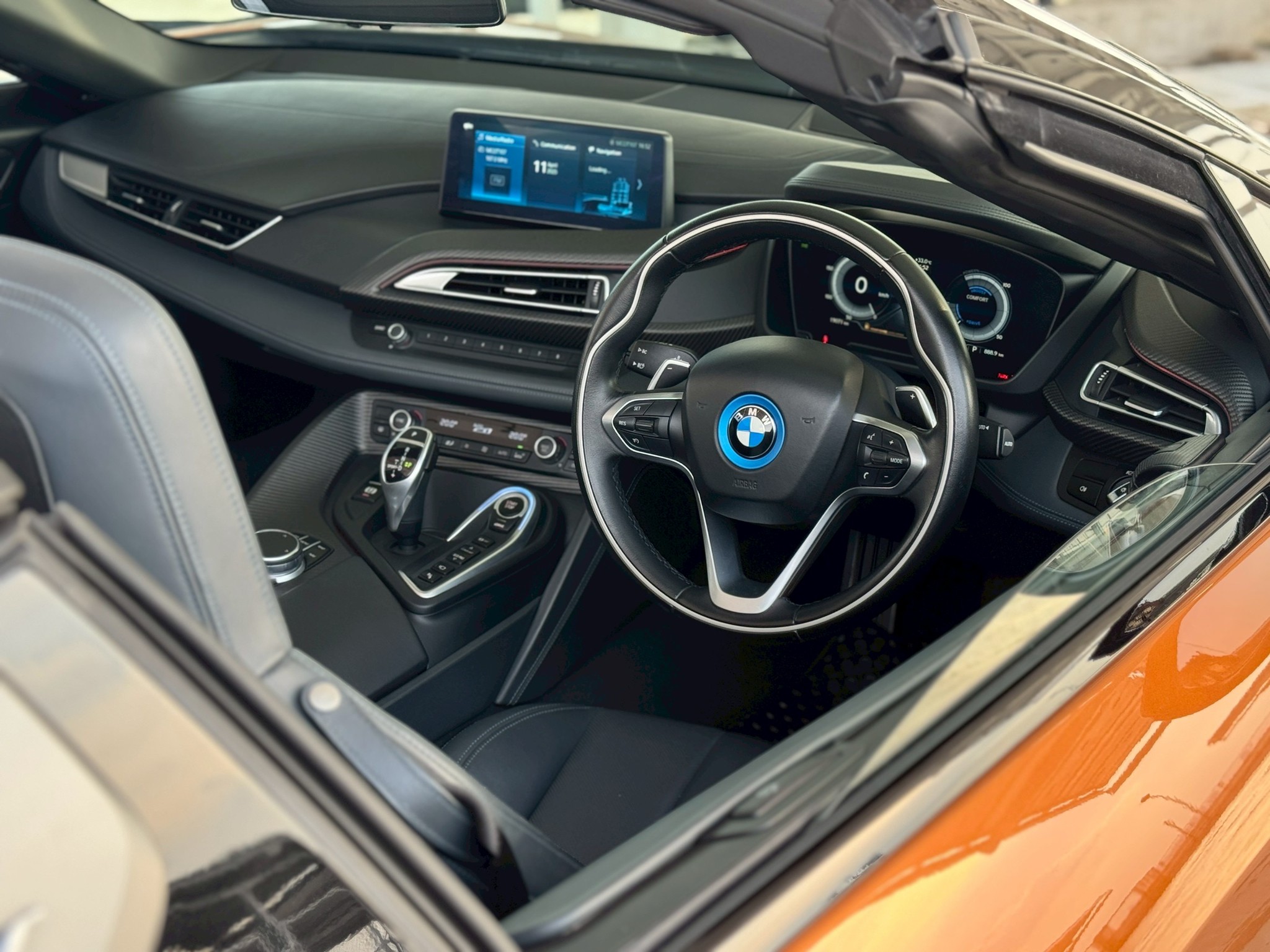 2021 BMW i8 Roadster