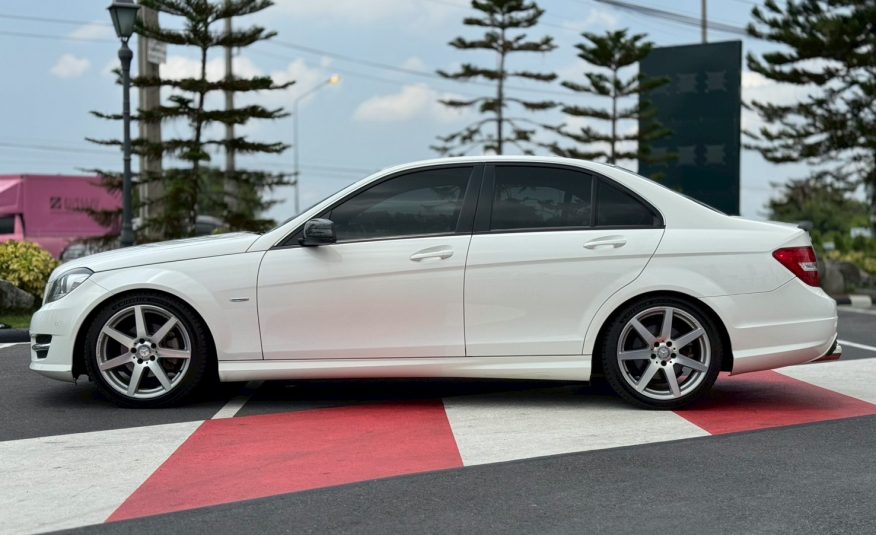2013 Mercedes Benz C200 CGI Edition C
