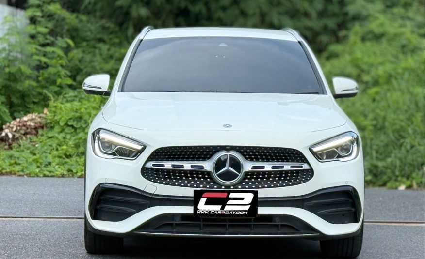 2021 Mercedes-Benz GLA200 AMG