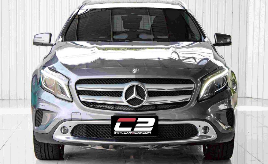 2017 BENZ GLA-CLASS 200