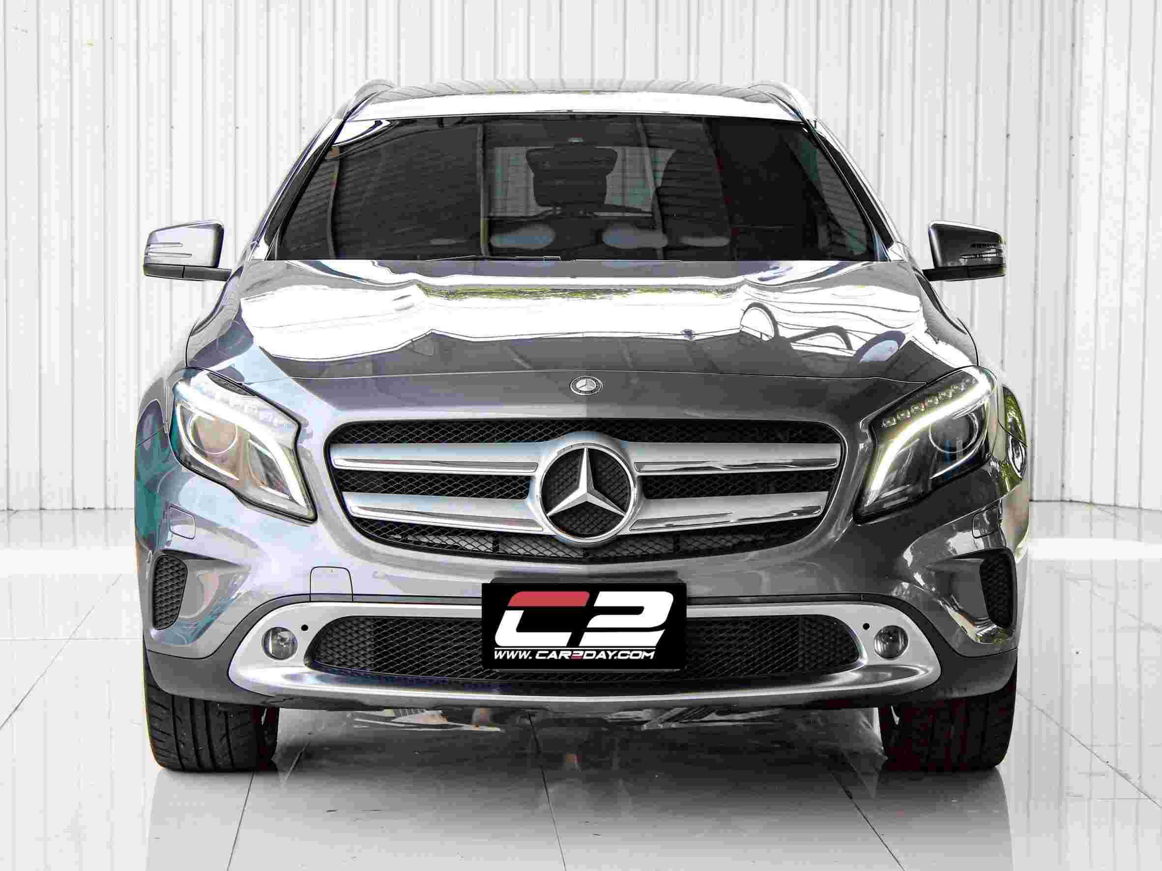 2017 BENZ GLA-CLASS 200