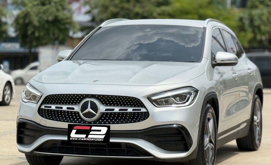 2022 Mercedes-Benz GLA200 AMG