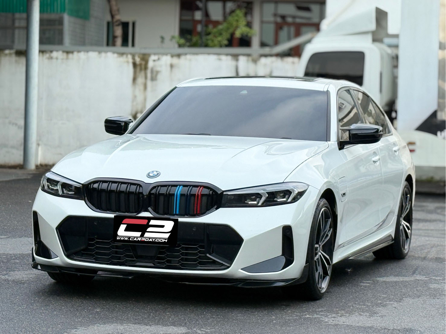 2024 BMW 330e M Sport G20