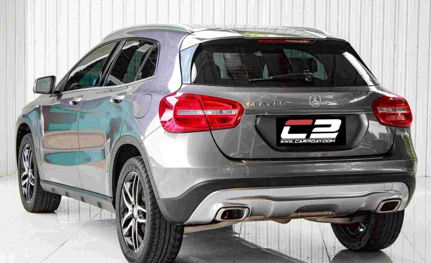 2017 BENZ GLA-CLASS 200