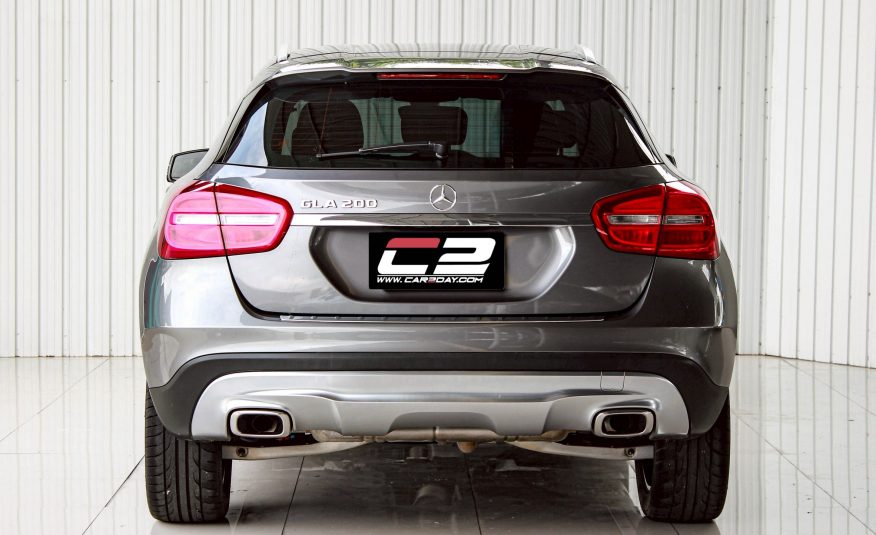 2017 BENZ GLA-CLASS 200