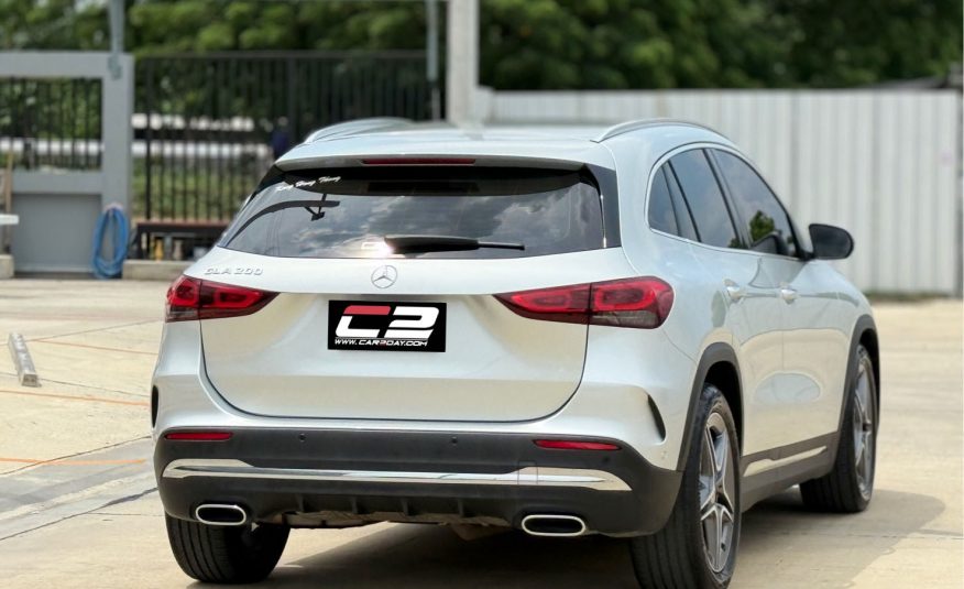 2022 Mercedes-Benz GLA200 AMG
