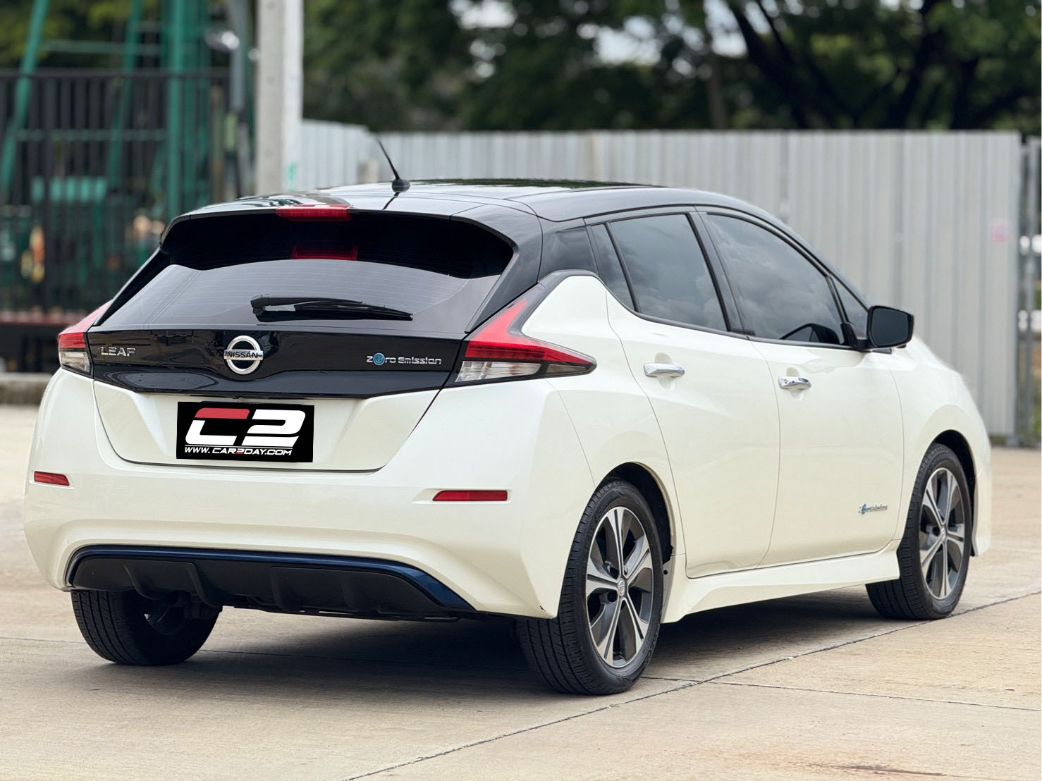 2019 NISSAN LEAF Hatch 4dr FWD (CBU,EV)