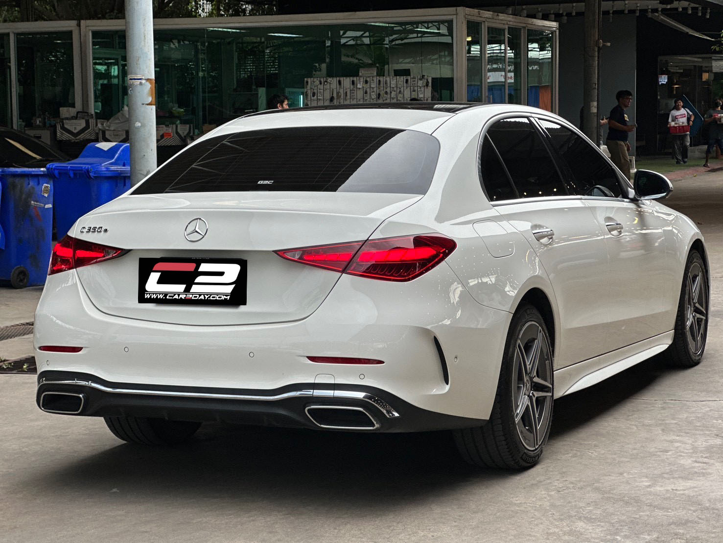2023 Mercedes-Benz C350e AMG Dynamic