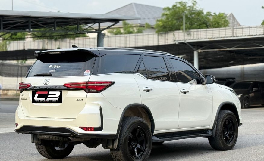 2021 TOYOTA FORTUNER Legender 7st Auto 6sp 2.8DCT 4WD
