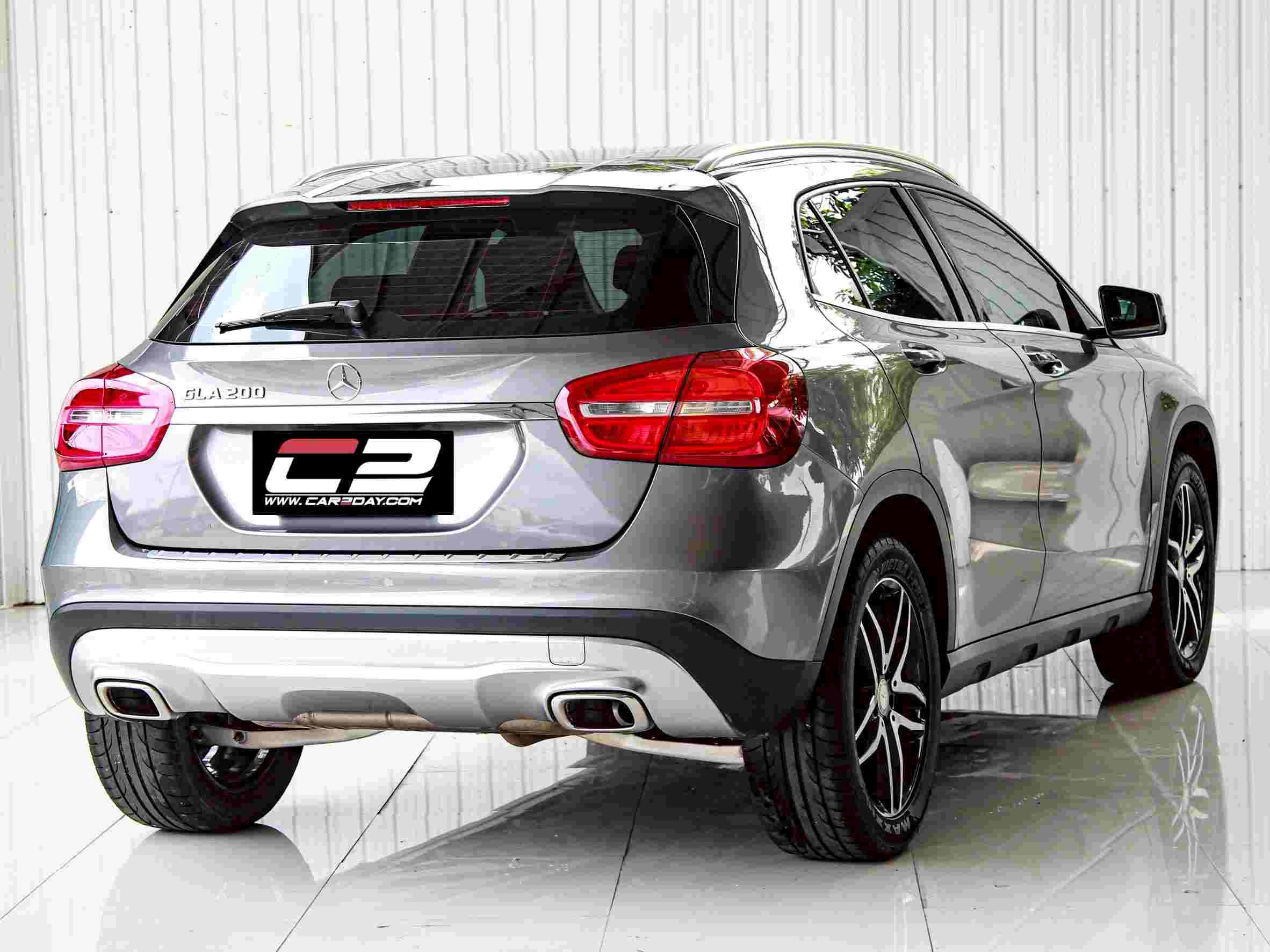 2017 BENZ GLA-CLASS 200