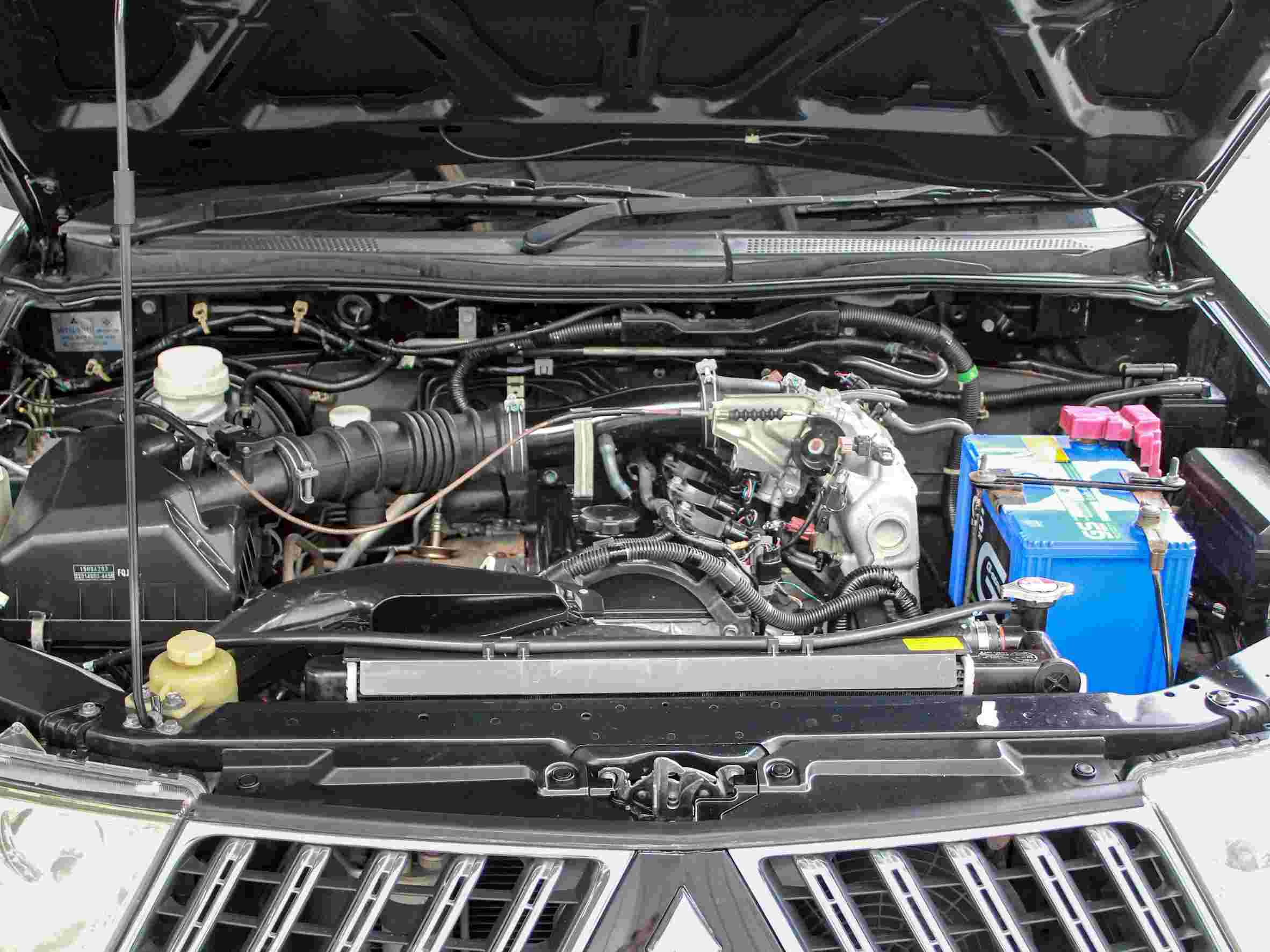 2014 MITSUBISHI PAJERO SPORT 2.4