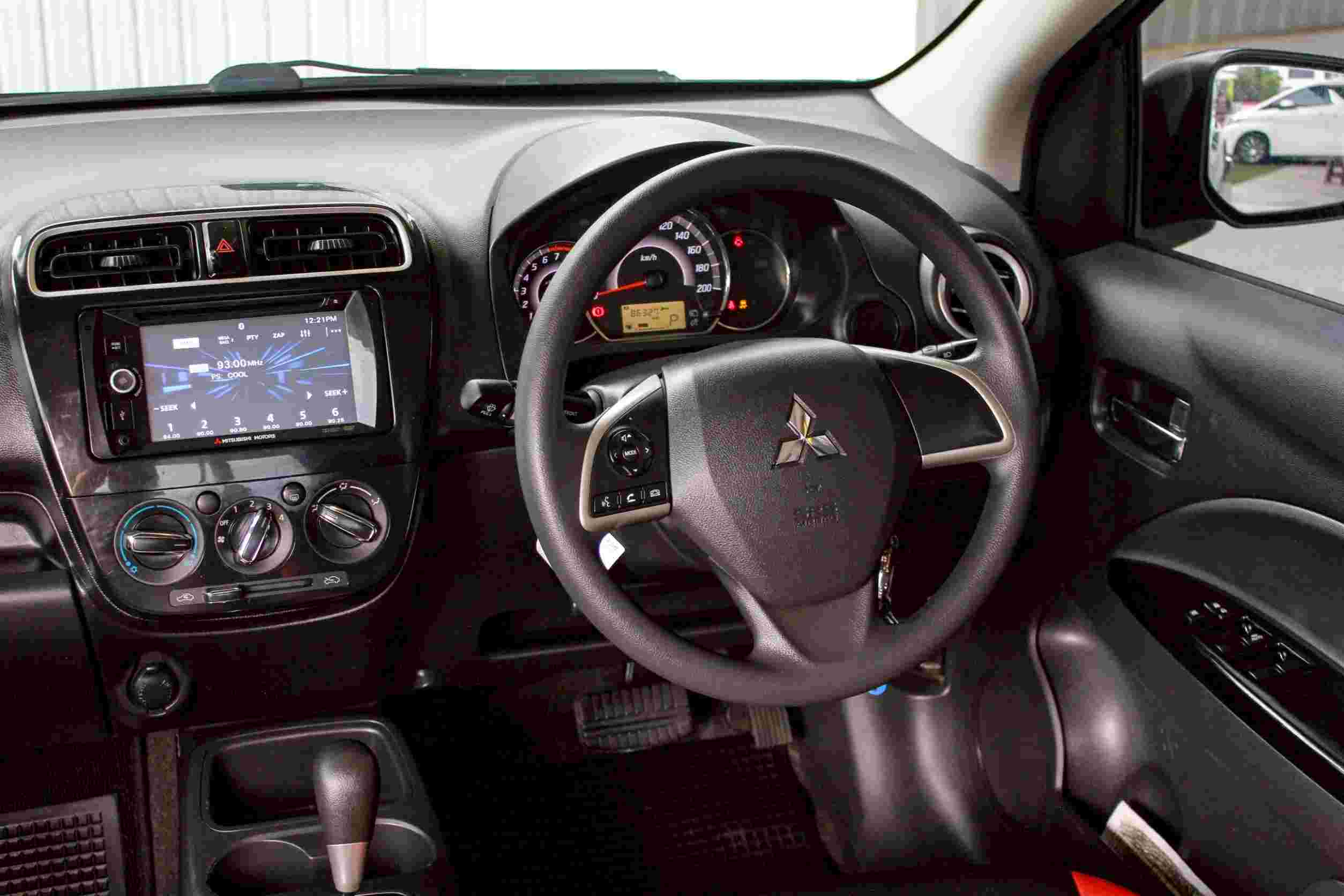 2019 MITSUBISHI ATTRAGE 1.2 GLX