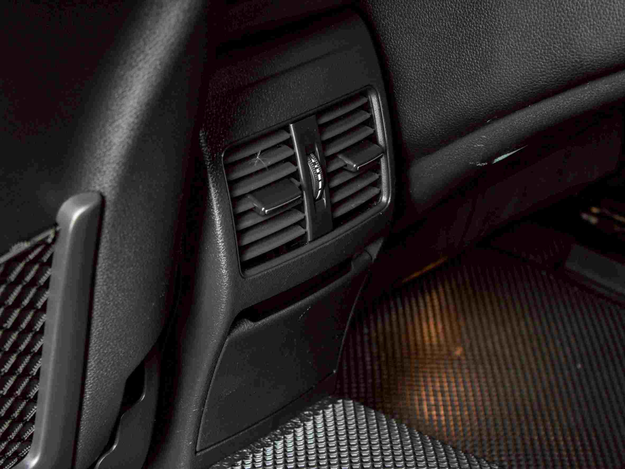 2017 BENZ GLA-CLASS 200