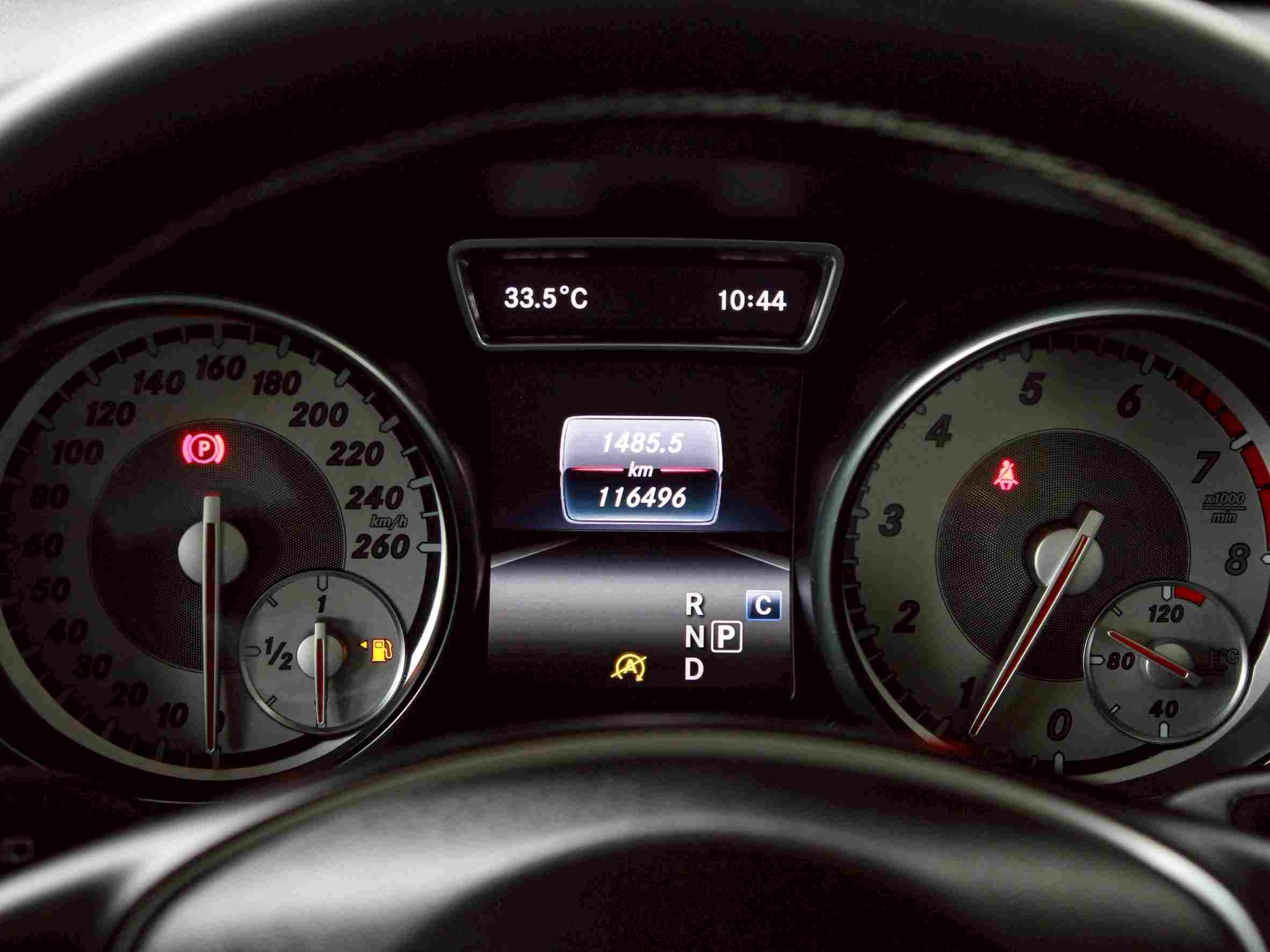 2017 BENZ GLA-CLASS 200