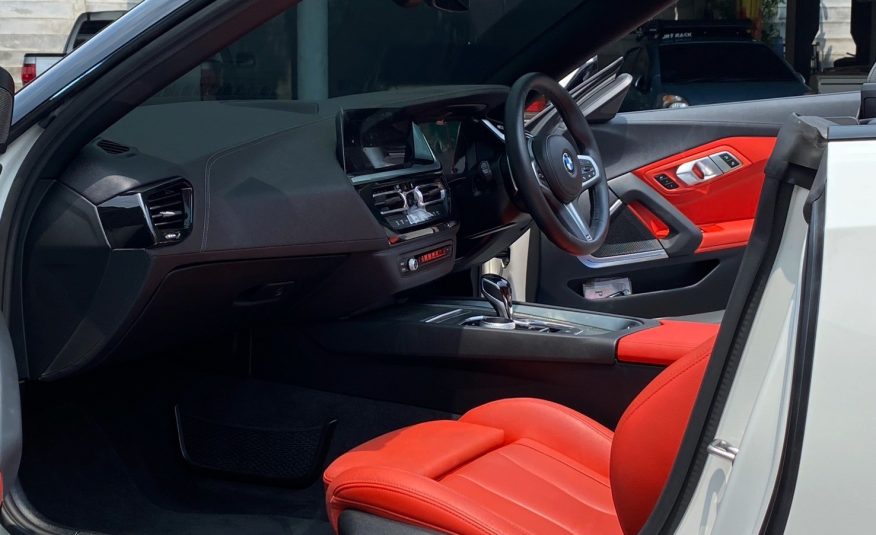 2022 BMW Z4 sDrive30i M Sport Roadster