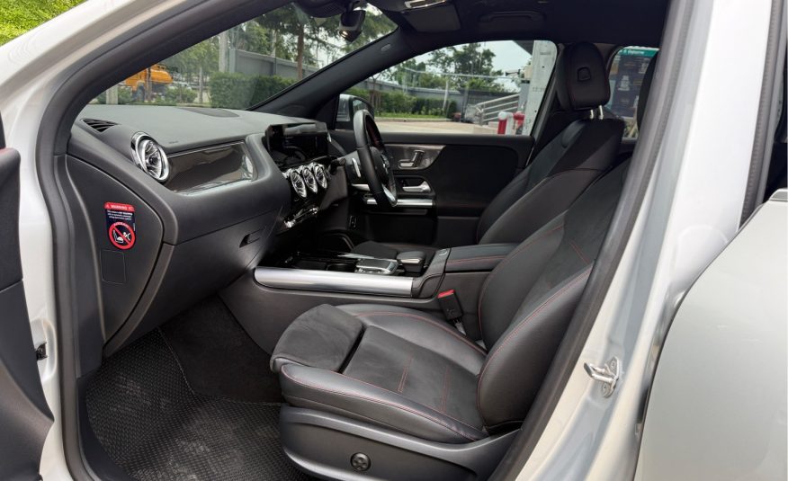 2022 Mercedes-Benz GLA200 AMG