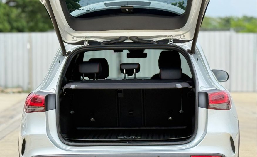 2022 Mercedes-Benz GLA200 AMG
