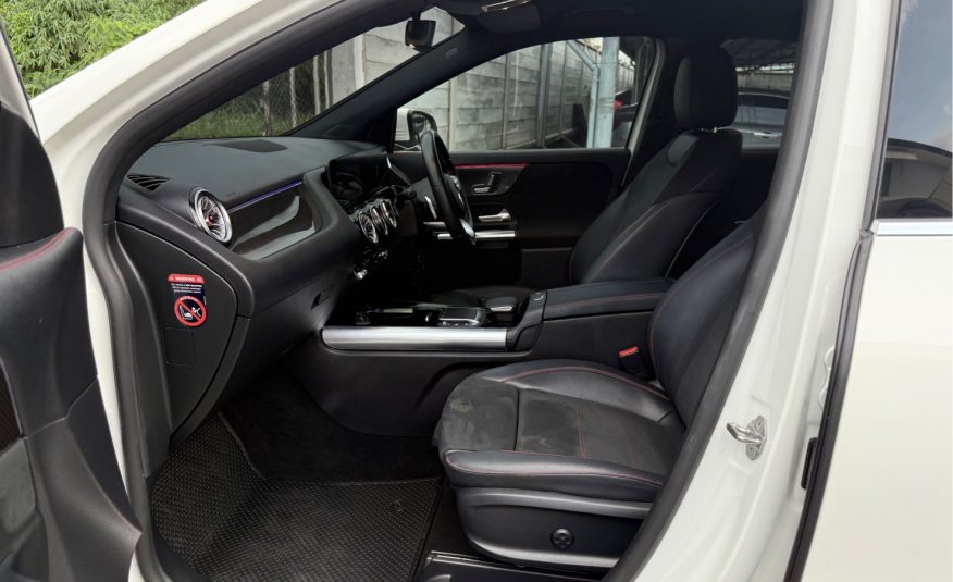 2021 Mercedes-Benz GLA200 AMG