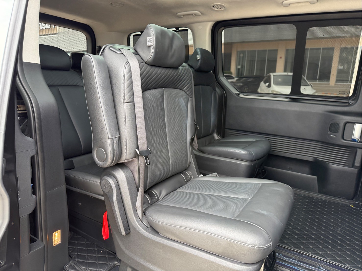 2022 Hyundai Staria 2.2D Premium