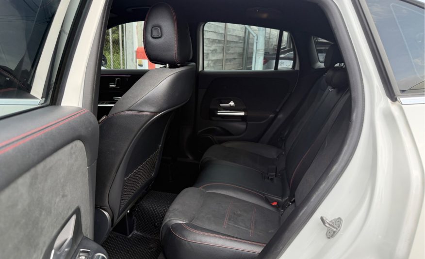 2021 Mercedes-Benz GLA200 AMG
