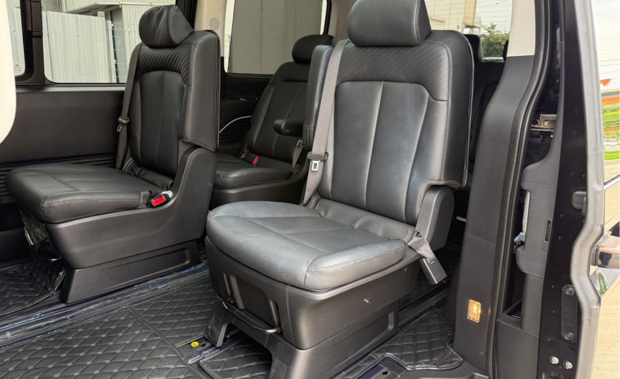 2022 Hyundai Staria 2.2D Premium