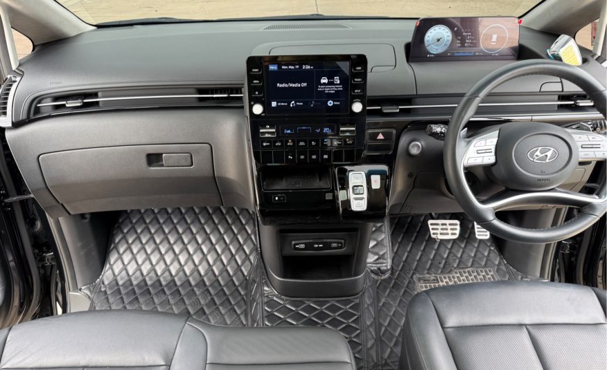 2022 Hyundai Staria 2.2D Premium