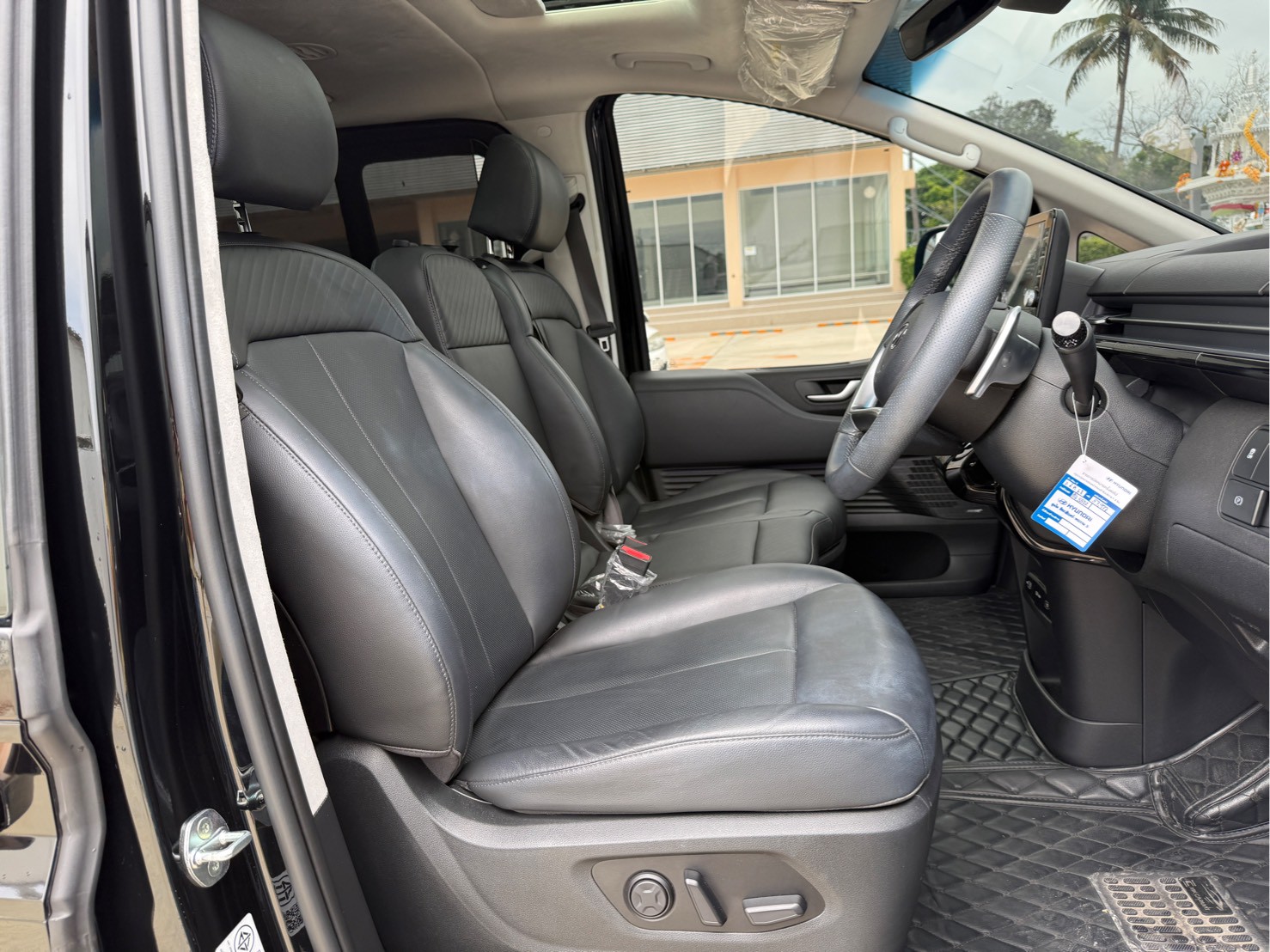 2022 Hyundai Staria 2.2D Premium