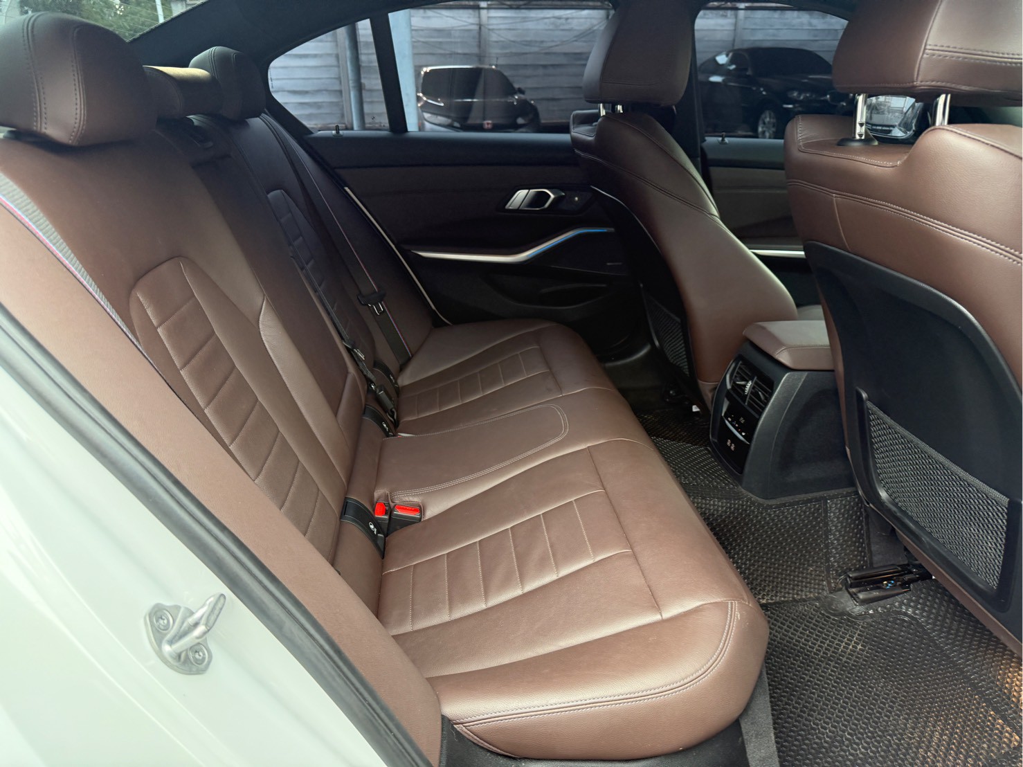 2024 BMW 330e M Sport G20