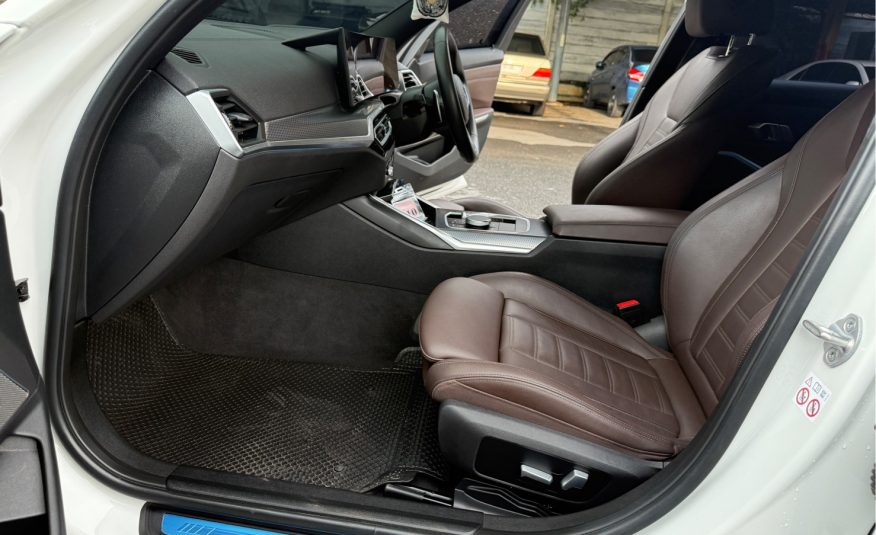 2024 BMW 330e M Sport G20