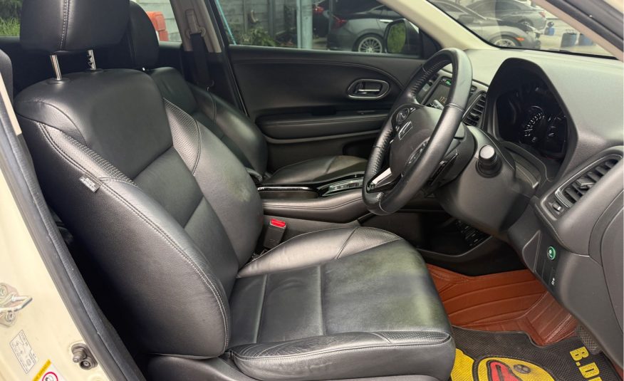 2015 HONDA HRV1.8 EL