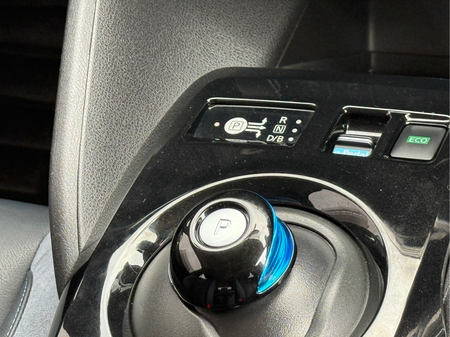 2019 NISSAN LEAF Hatch 4dr FWD (CBU,EV)