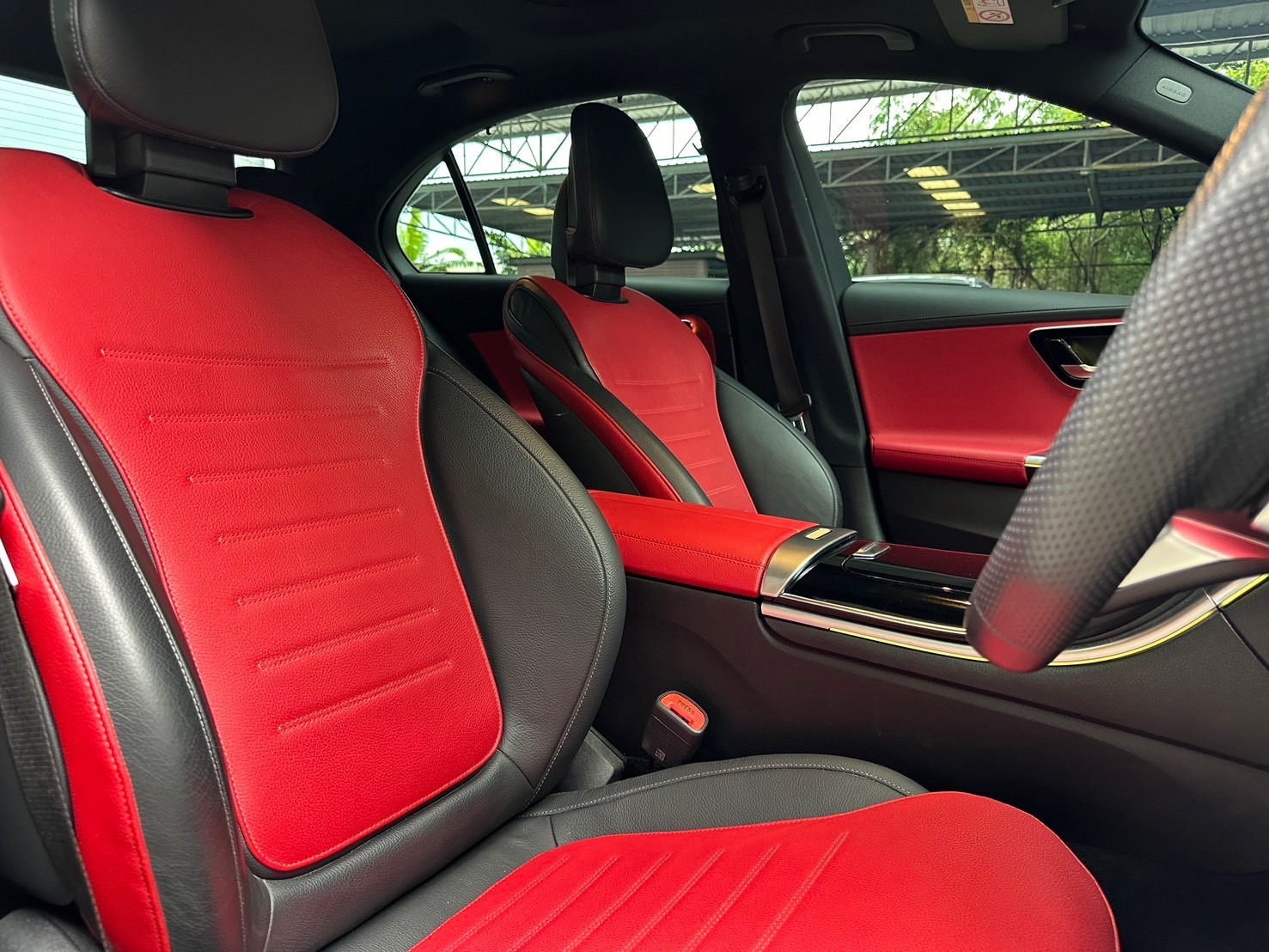 2023 Mercedes-Benz C350e AMG Dynamic