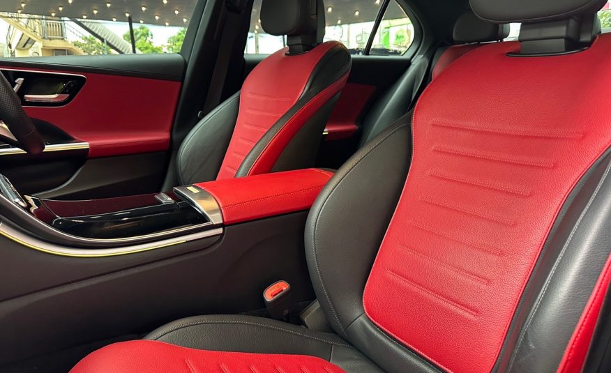 2023 Mercedes-Benz C350e AMG Dynamic