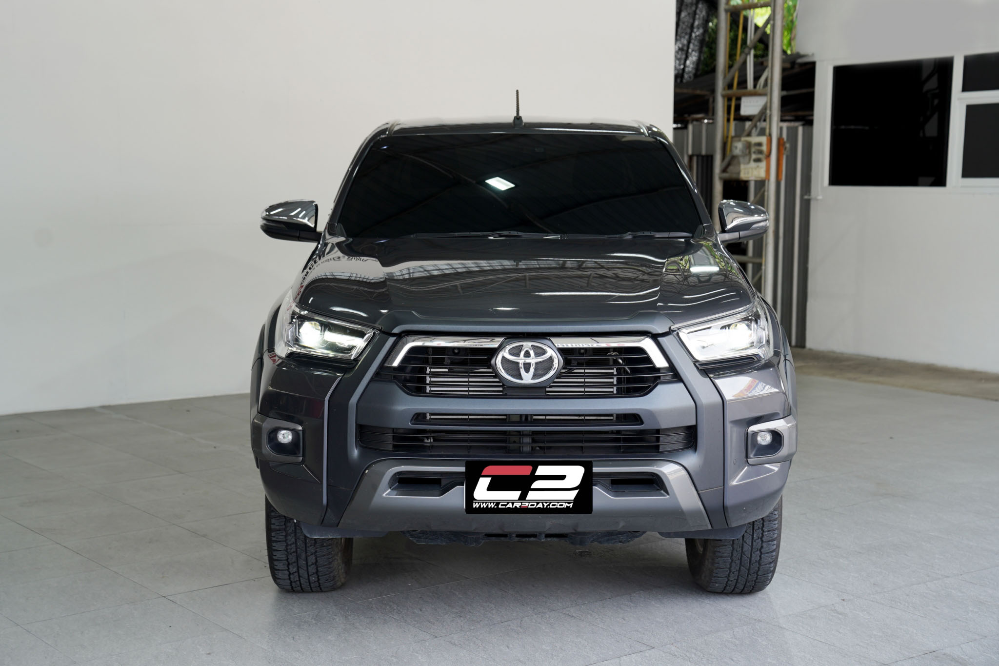 2024 TOYOTA HILUX REVO SMART CAB 2.4 MID PRERUNNER 4WD MT