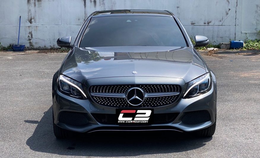 2017 Mercedes-Benz C350e AMG Dynamic