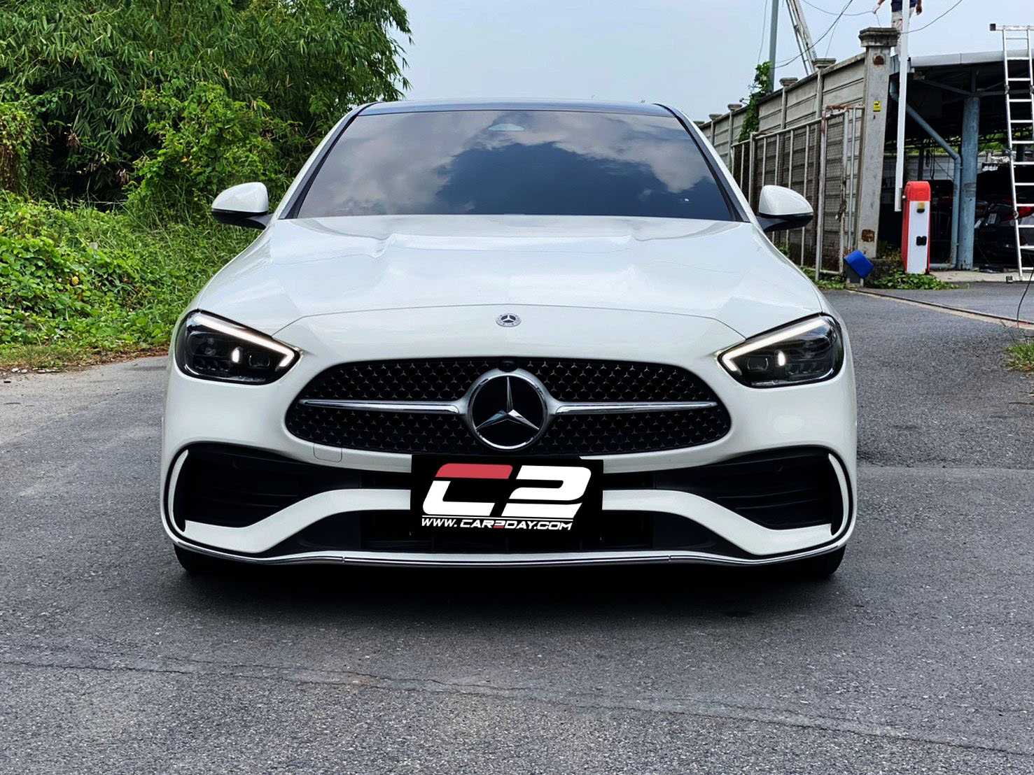 2023 Mercedes-Benz C350e AMG Dynamic