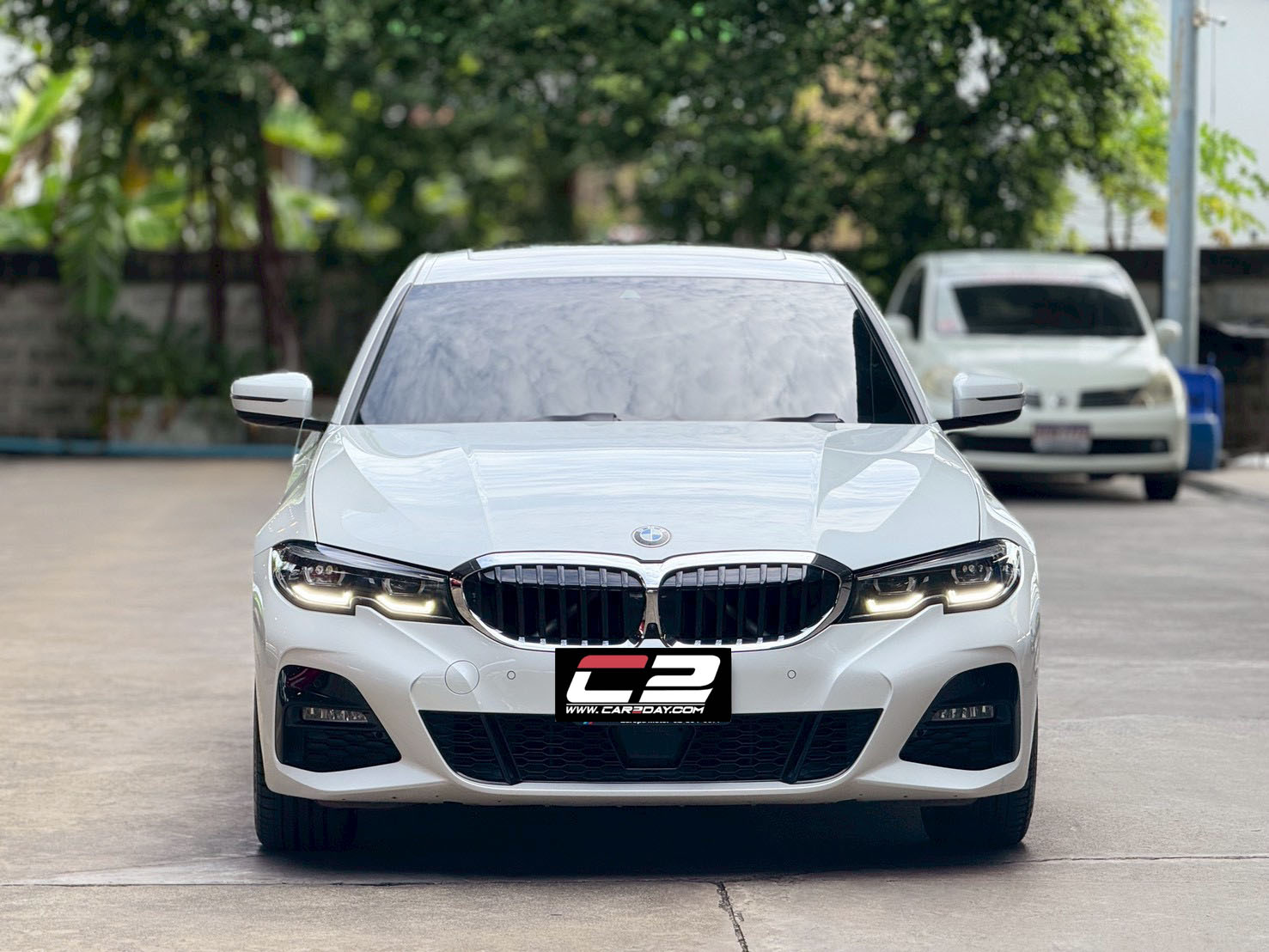 2019 BMW 330e M sport