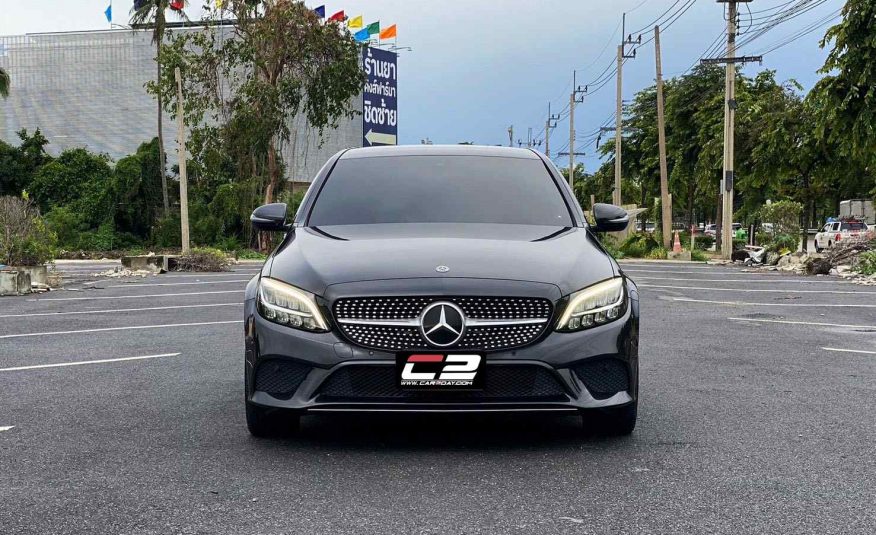 2019 Mercedes-Benz C300e Avantgarde EQ Power