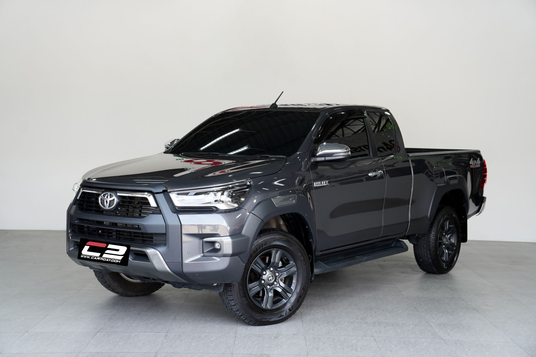 2024 TOYOTA HILUX REVO SMART CAB 2.4 MID PRERUNNER 4WD MT