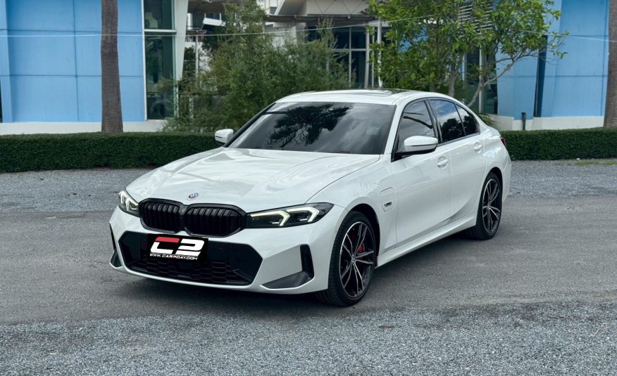 2022 BMW 330e M Sport LCI