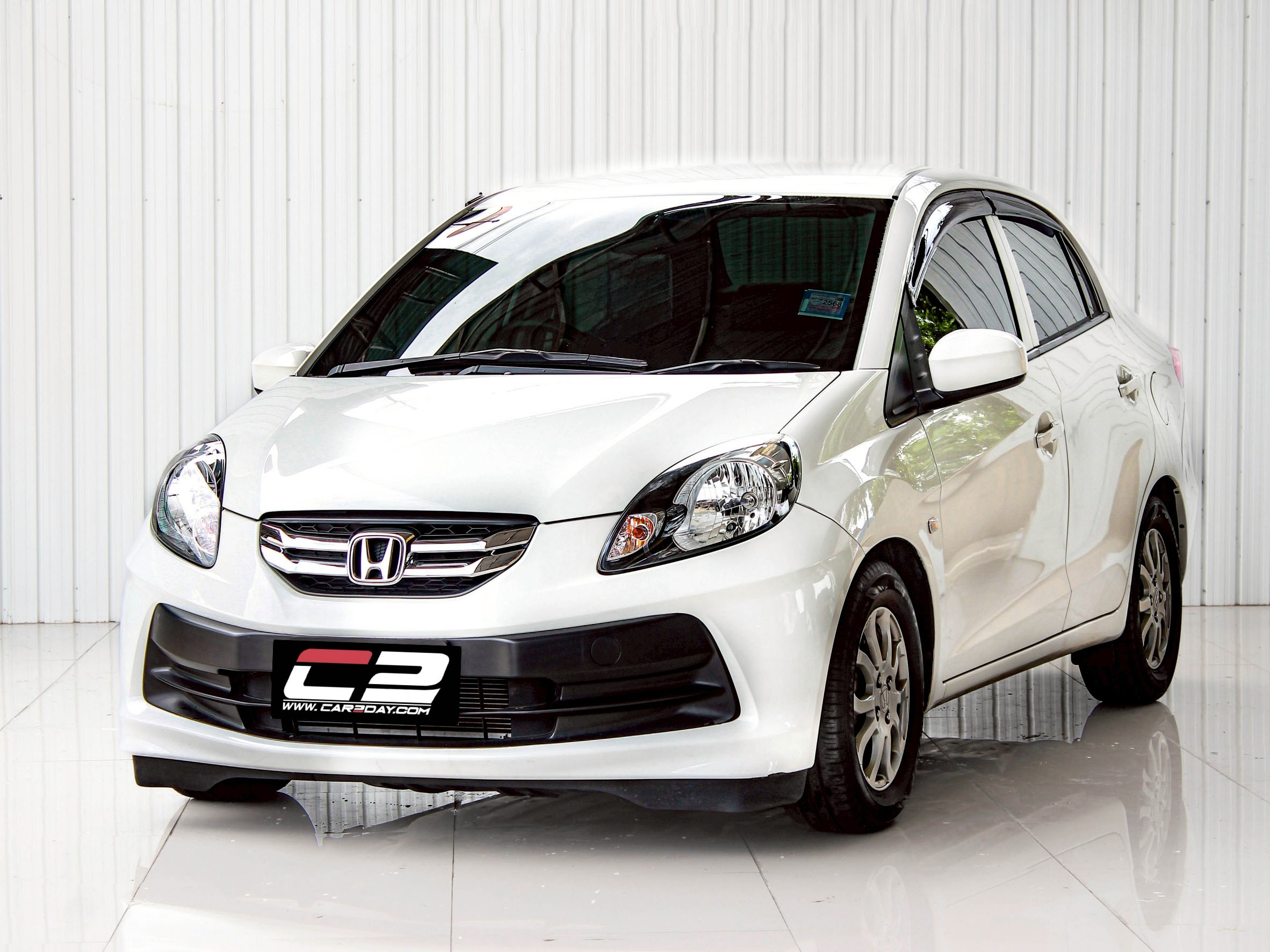2013 HONDA BRIO AMAZE 1.2 V