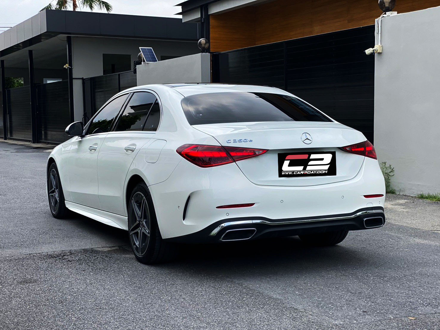 2023 Mercedes-Benz C350e AMG Dynamic