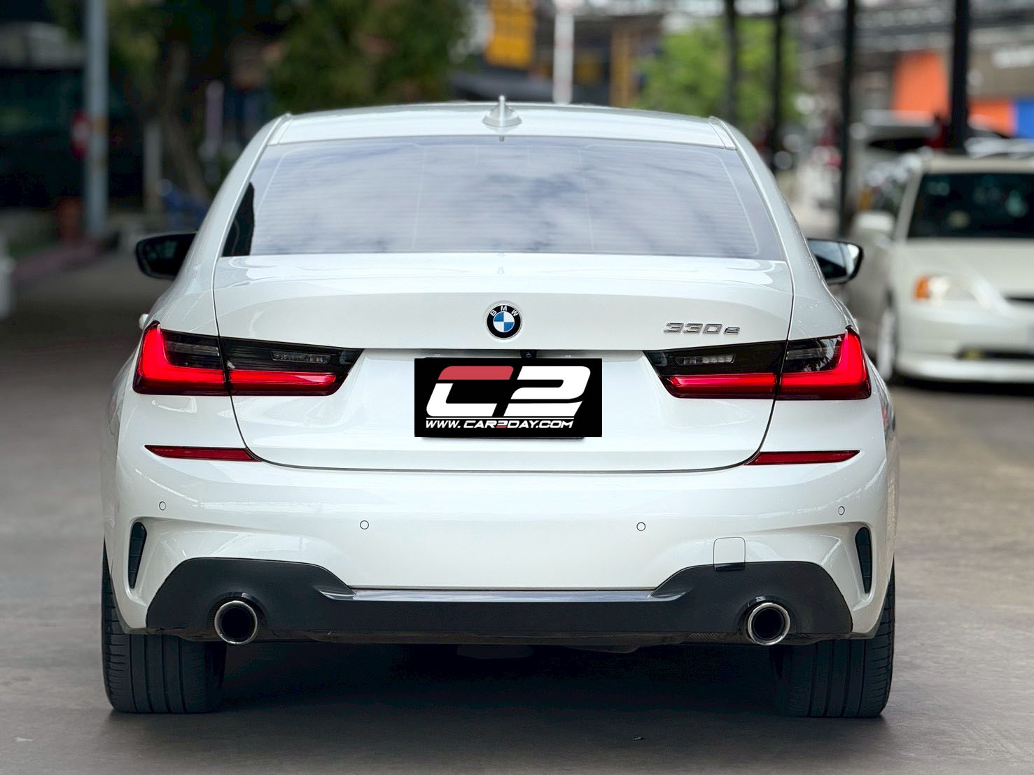 2019 BMW 330e M sport