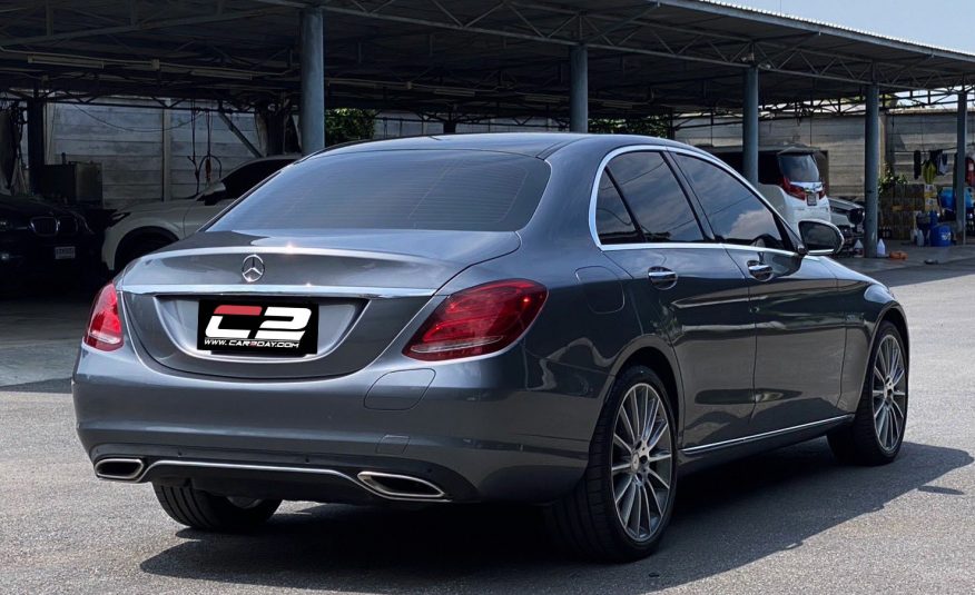 2017 Mercedes-Benz C350e AMG Dynamic