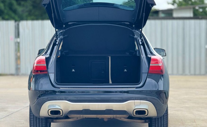 2019 Mercedes-Benz GLA 200