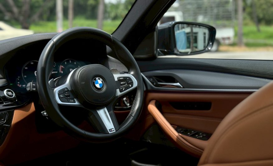 2019 BMW 530e M Sport